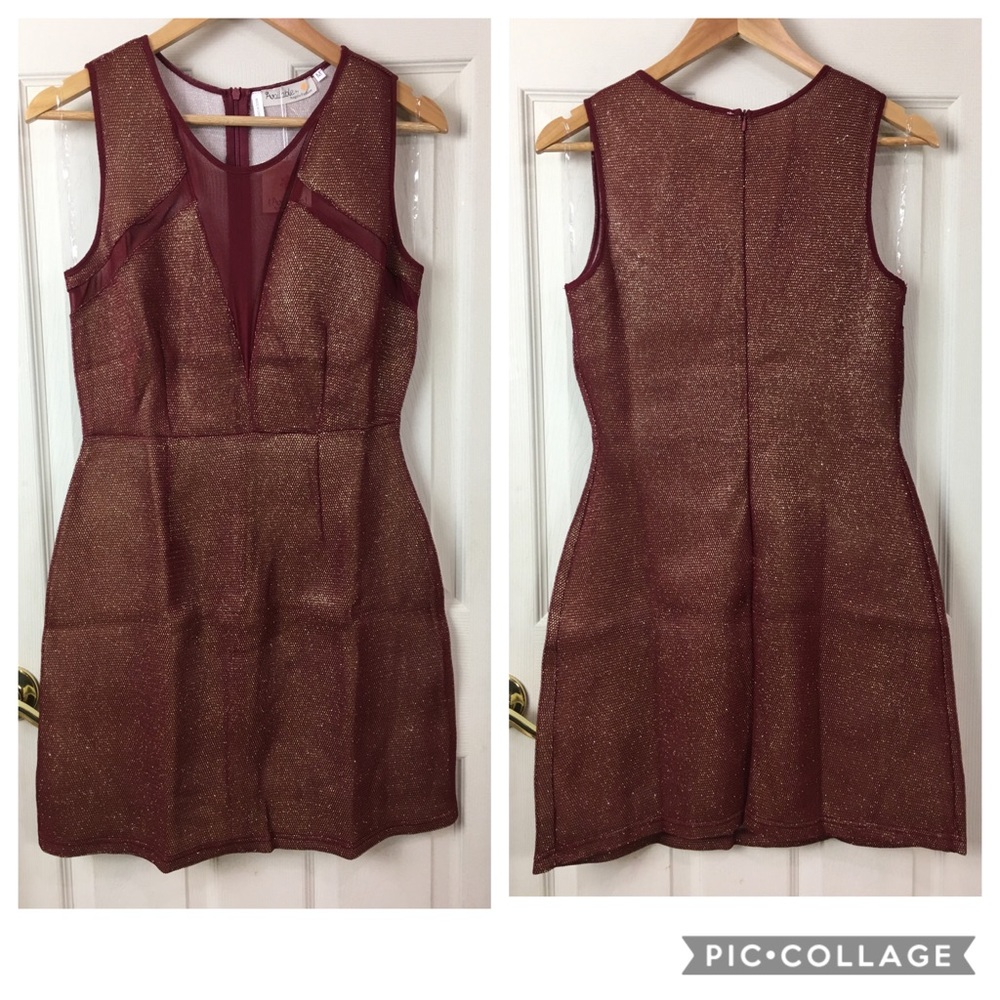 NWT Available by Angela Fashion red bodycon dress